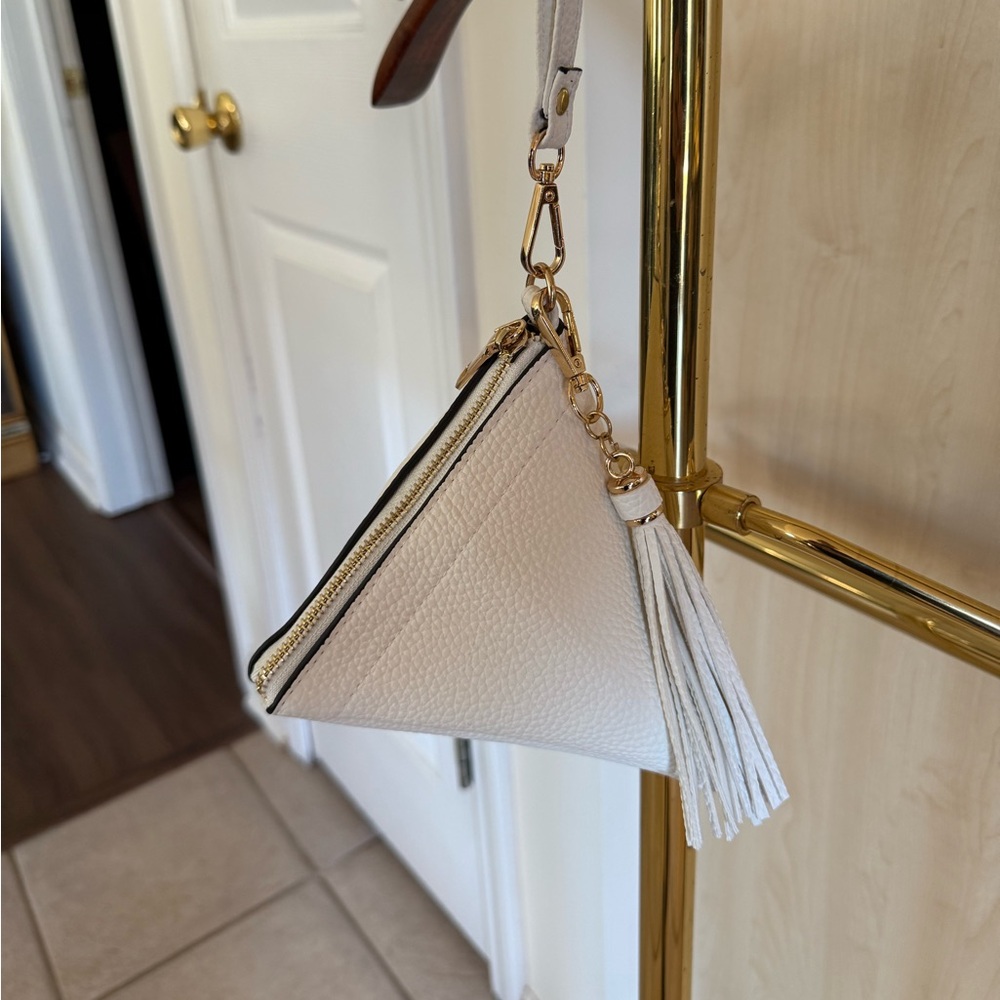 Boutique Wristlet